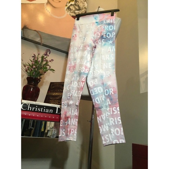 The People of the Labyrinths Tie Dye Leggings - Picture 4 of 10